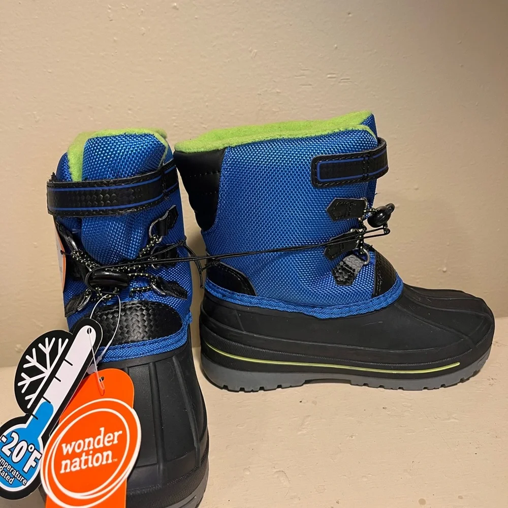 Cozy Blue and Green Kids Snow Boots